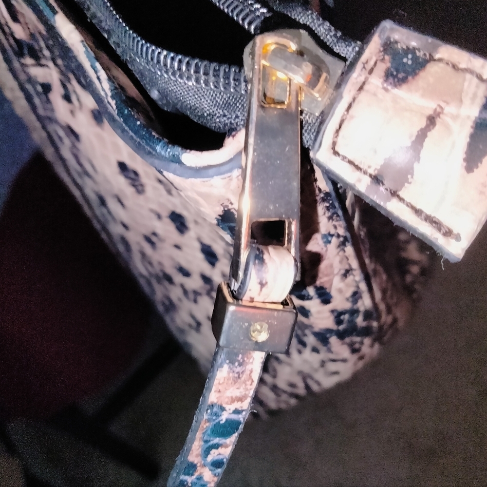 Cato Est. 1946 Mixed Animal Print Trapeze Design Shoulder Tote Bag - Picture 9 of 11